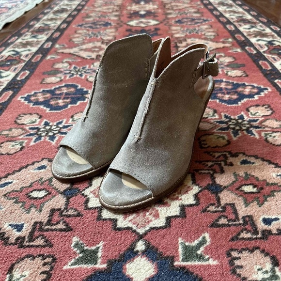 Frye Shoes - Frye Tan Suede Peep Toe Slingback Buckle Strap Ankle Bootie Heels Size 6